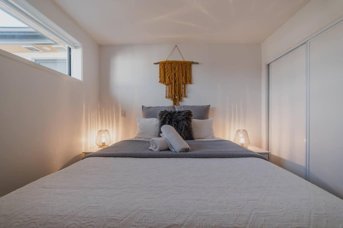 The Hagley Park Stunna Apartment Christchurch Exterior photo